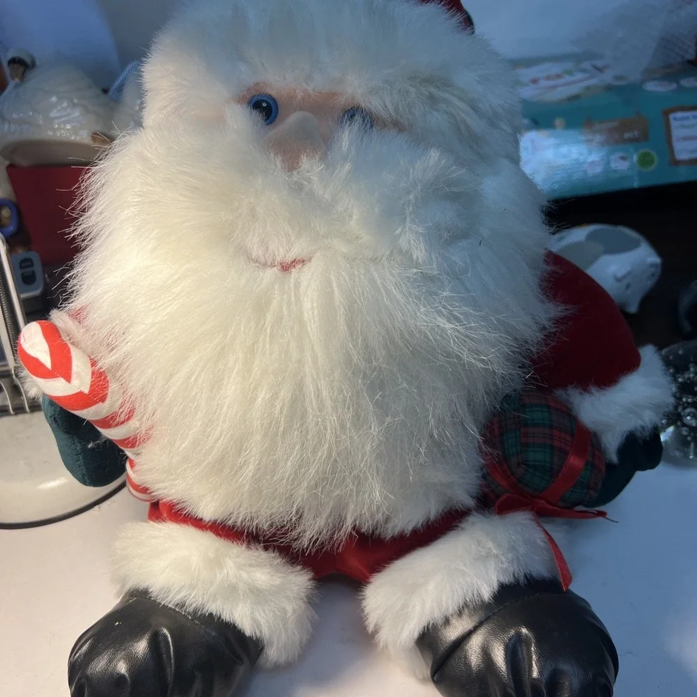 Vintage Sitting Santa Claus 14